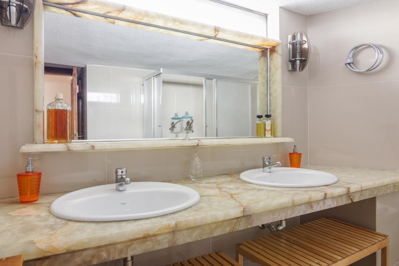 Acropolis View Apartment 120Sqm Атина Екстериор снимка